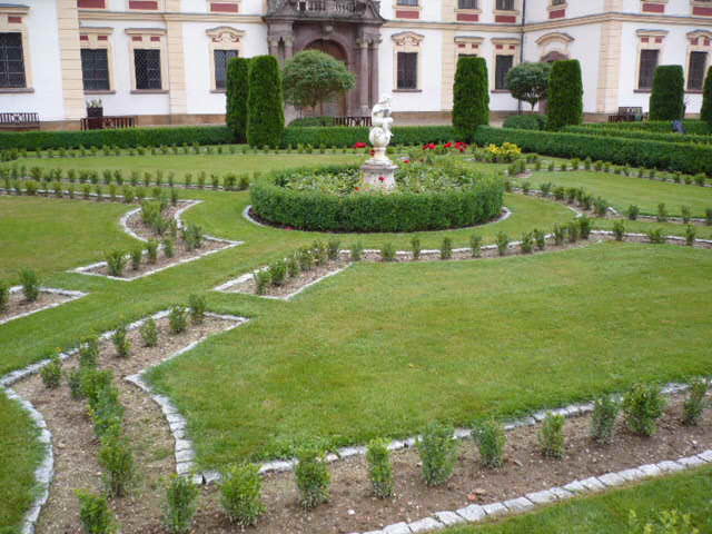 P1030242
